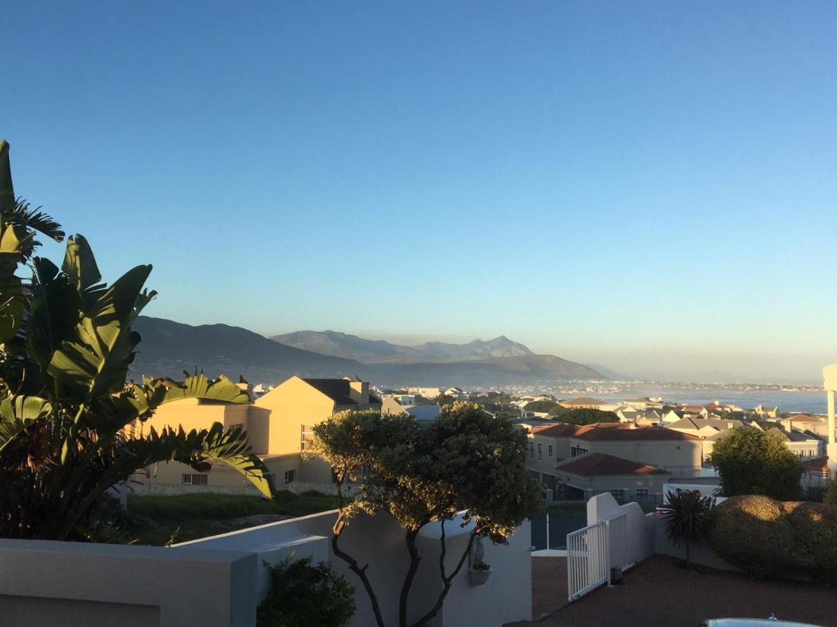 Vermont Hermanus - Views, Sunny, Right On The Sea 외부 사진