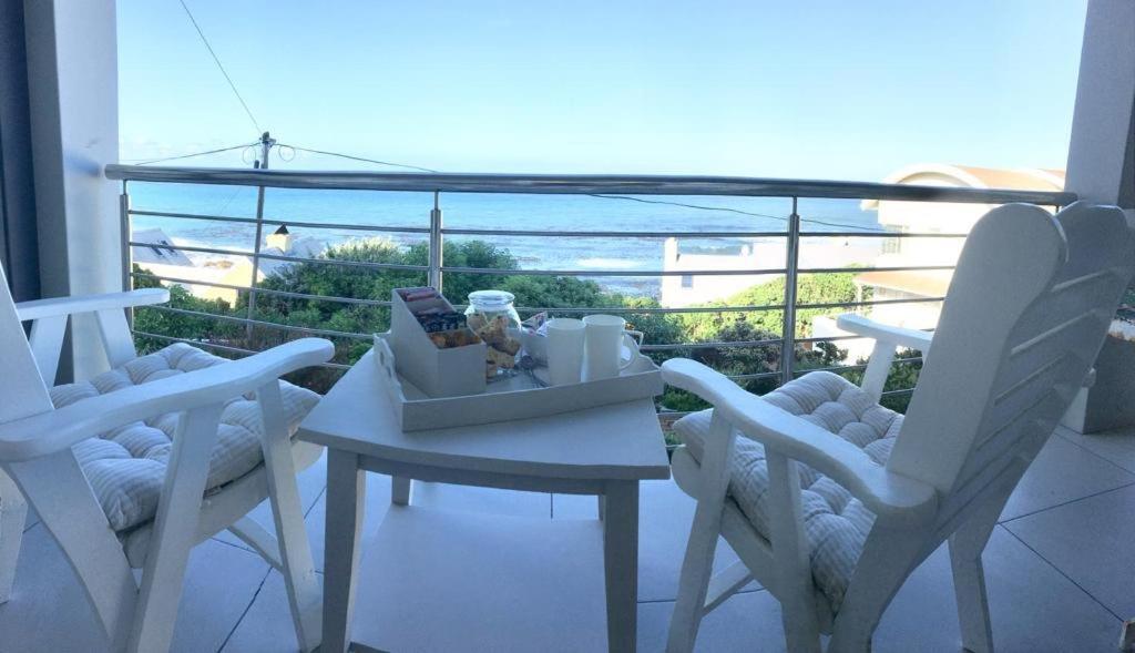 Vermont Hermanus - Views, Sunny, Right On The Sea 외부 사진